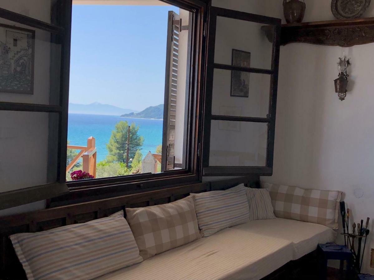 Вилла Unique Sea View House Каландра Экстерьер фото